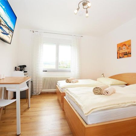 Gemuetliches Apartment In Ruhelage วิลลาค ภายนอก รูปภาพ